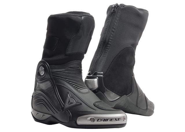 DAINESE AXIAL D1 BOOTS BLACK