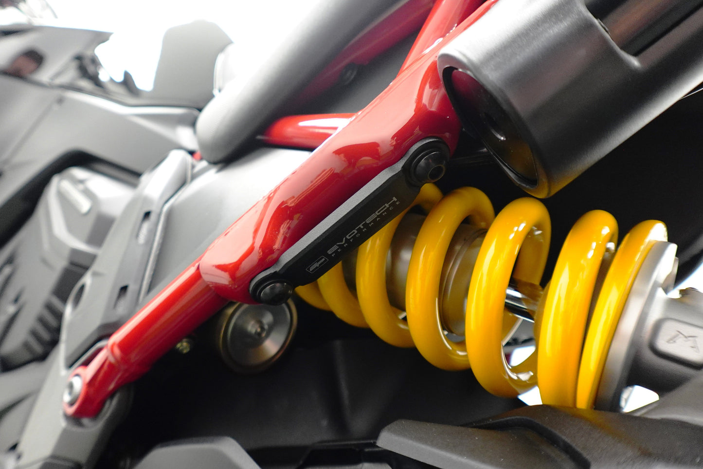 Evotech Exhaust Hanger & Pillion Footpeg Removal Kit - Ducati Multistrada V4 Pikes Peak (2025+)