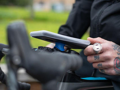 Quad Lock Phone Poncho - Google Pixel 6 Pro