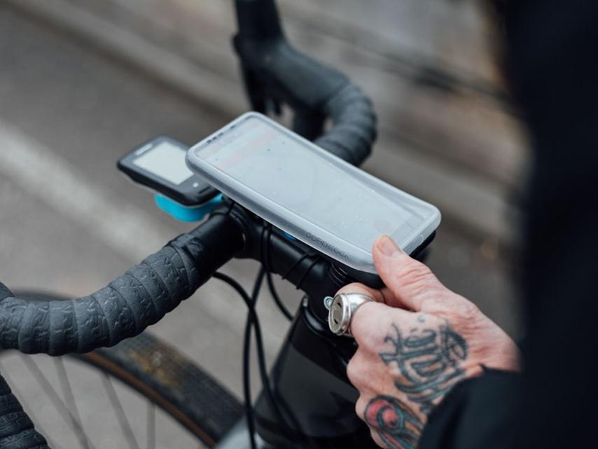 Quad Lock Phone Poncho - Google Pixel 6